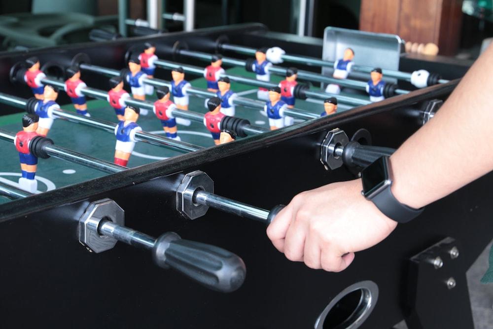 Bay La Sun Hotel And Marina - Emaar King Abdullah Economic City Exteriör bild A table football player