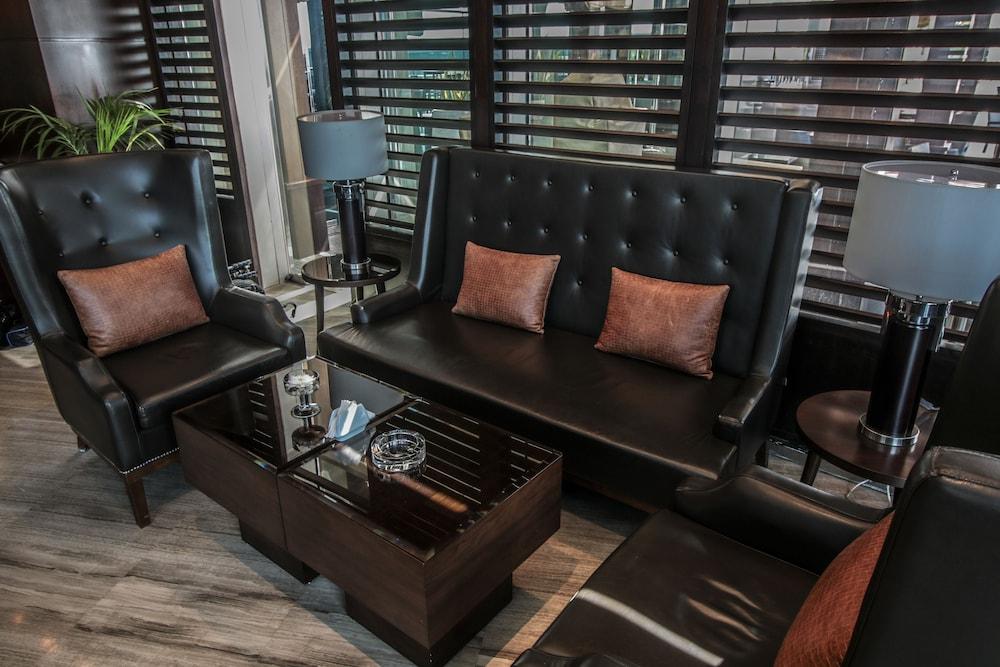 Bay La Sun Hotel And Marina - Emaar King Abdullah Economic City Exteriör bild The interior of the lounge