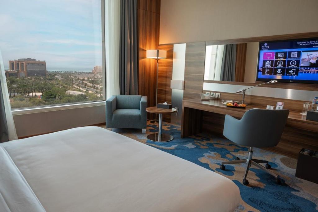 Bay La Sun Hotel And Marina - Emaar King Abdullah Economic City Exteriör bild A room at the hotel