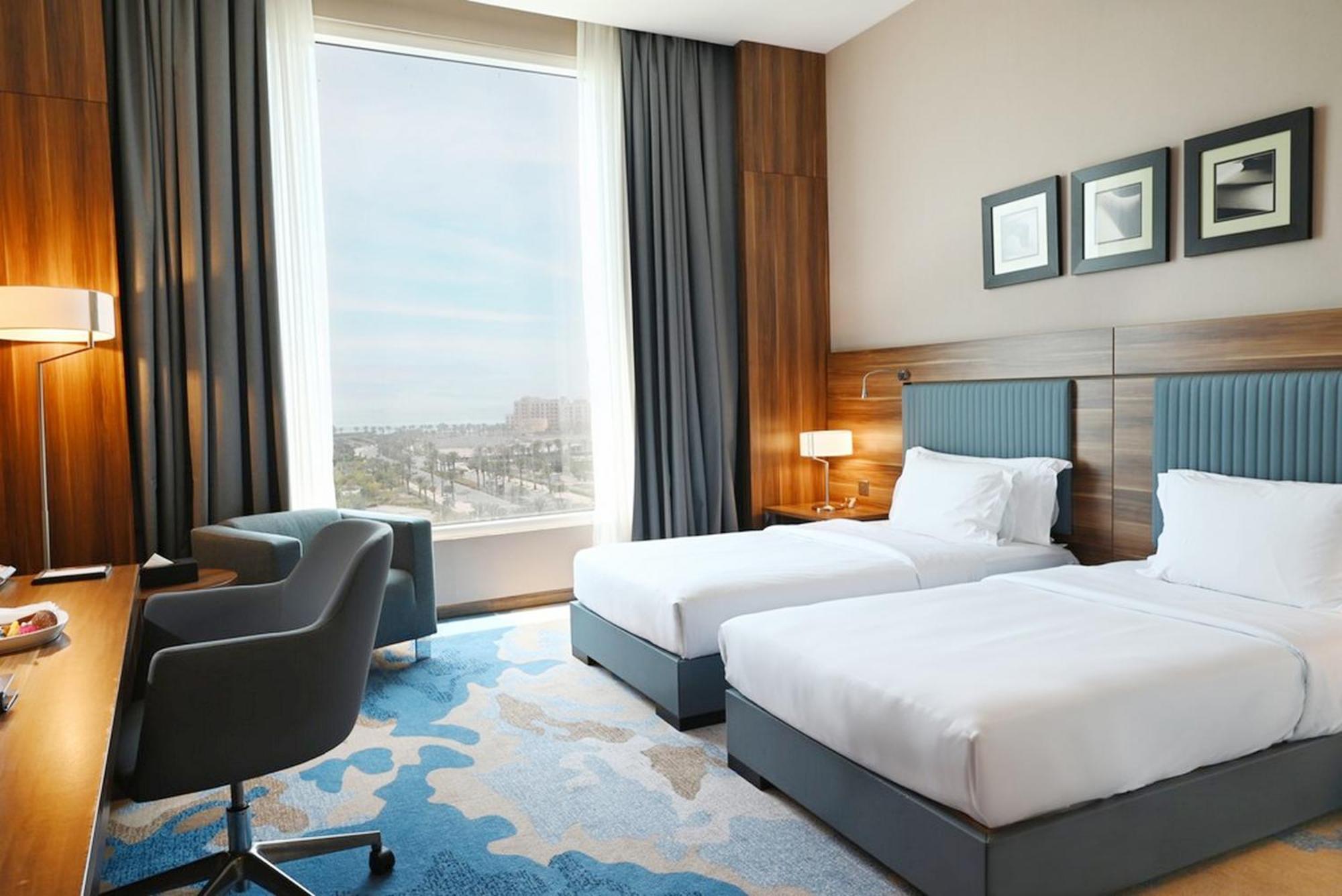 Bay La Sun Hotel And Marina - Emaar King Abdullah Economic City Exteriör bild A room at the hotel
